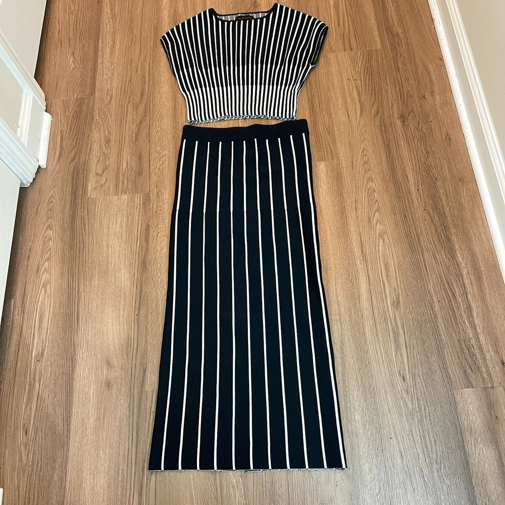 House of Harlow Two Piece Bodycon Skirt Set Black White Striped XS Knit